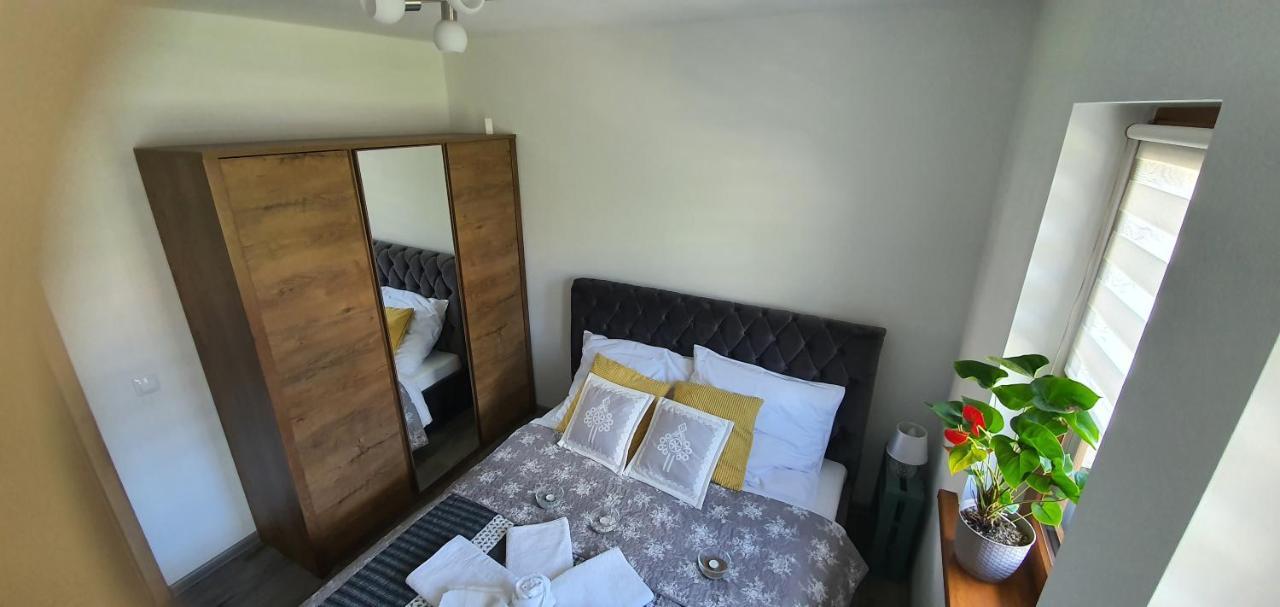 Apartamenty Gorski Krysztal ムジャシフレ エクステリア 写真